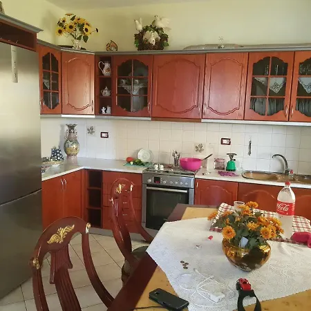 شقة Mulla Apartaments